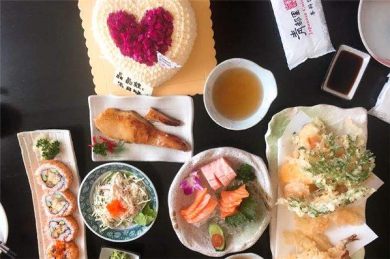 青都里日本料理加盟