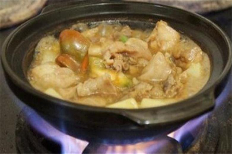 石锅拌饭黄焖鸡加盟