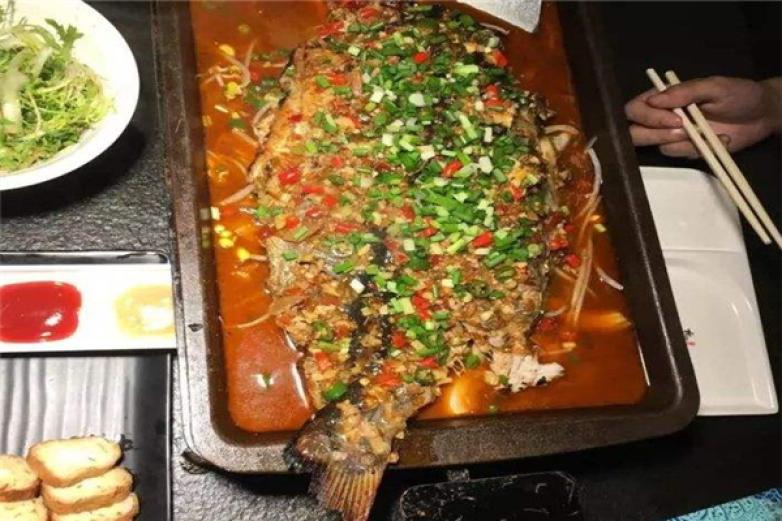 韩式石头烤鱼加盟