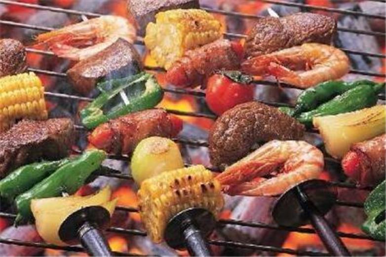 船板凳烧烤加盟店_船板凳烧烤加盟费多少钱/电话