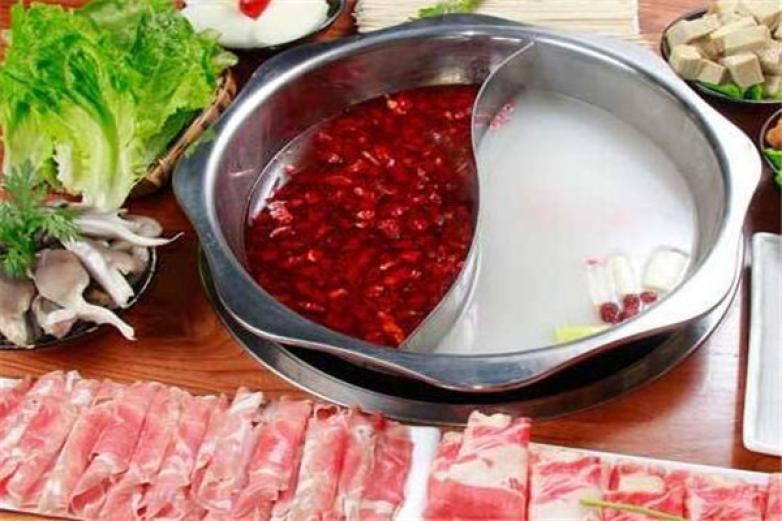 重庆小板凳火锅加盟店_重庆小板凳火锅加盟费多少钱/电话