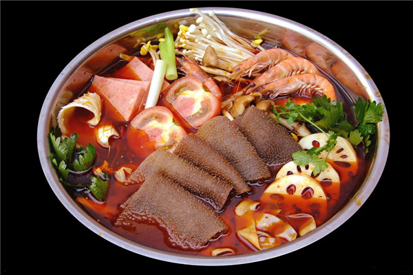 鱼恋虾火锅餐品种类丰富