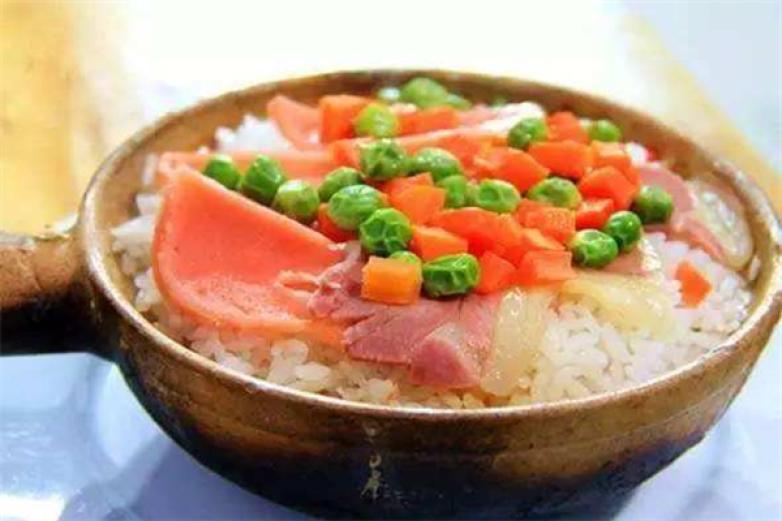 一个米屋砂锅饭加盟