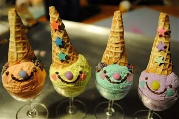 冰淇淋冰淇淋产品种类丰富
