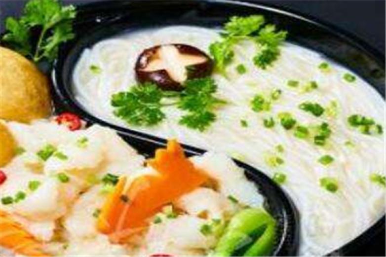 厅外鱼皇江湖鱼面馆加盟