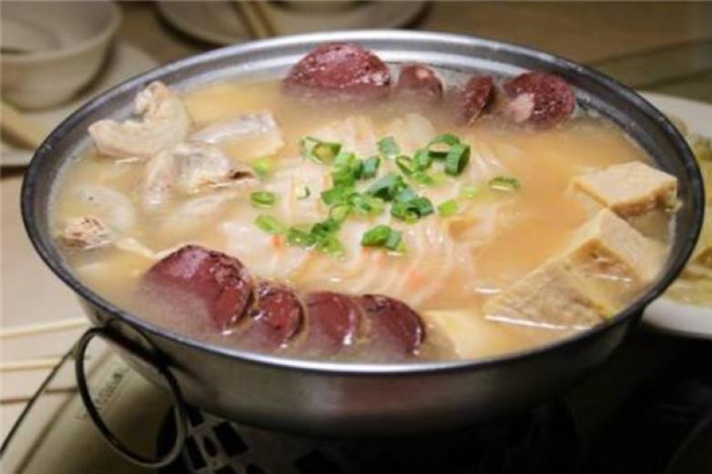 围炉酸菜白肉火锅加盟