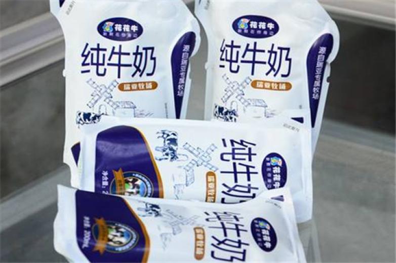 花花牛纯牛奶加盟店_花花牛纯牛奶加盟费多少钱/电话