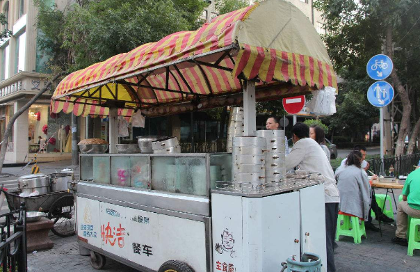 上海早餐车加盟多少钱