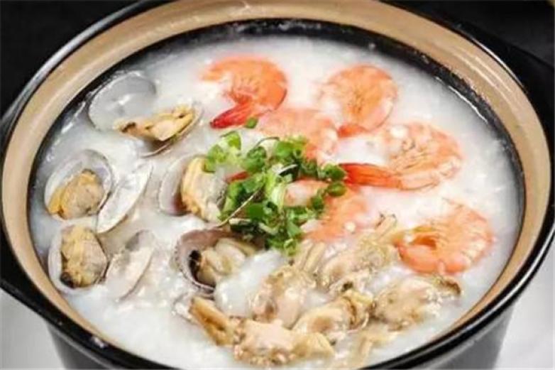 潮盛海鲜砂锅粥加盟