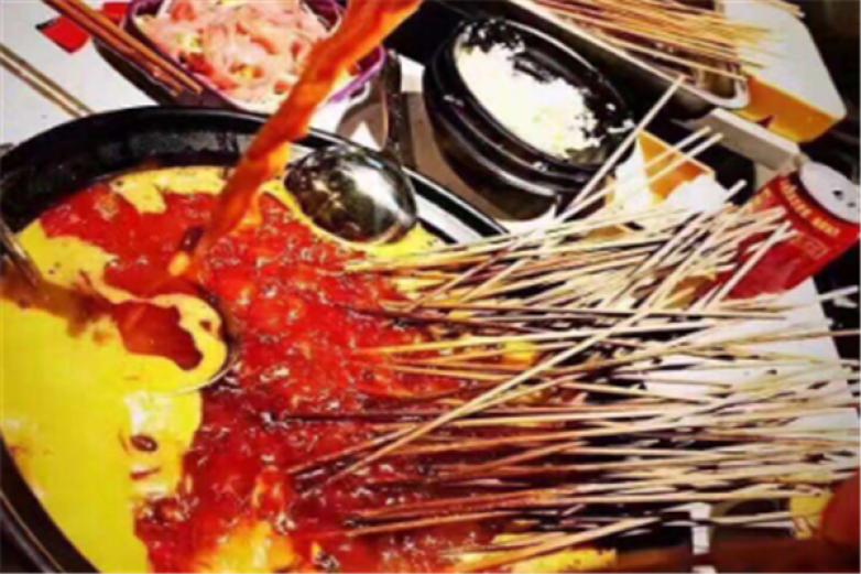 记忆故事钢管厂小郡肝串串香加盟