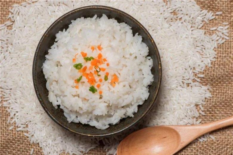韩道香自热米饭加盟