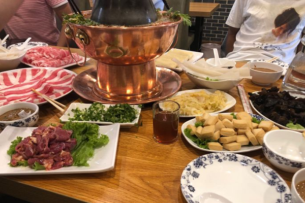 老北京銅鍋涮肉