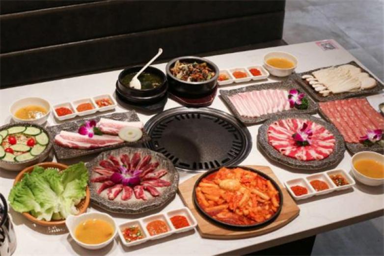 金草帽韩国料理木炭烤肉加盟